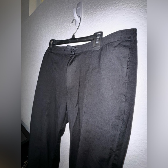 Theory Joggers Hybrid Slacks (Black) Tagged Large but fits Medium/Small - Picture 8 of 11